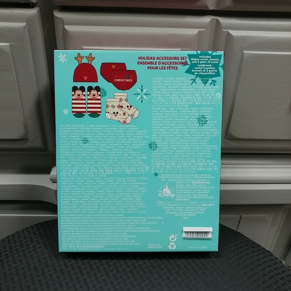 Mickey Mouse & Friends My 1st Christmas Beanie Set 6-12M Baby Hat Socks Diaper - Picture 3 of 11